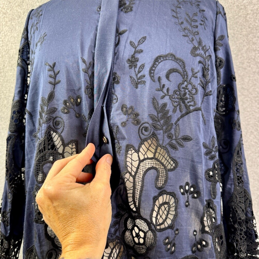 Elie Tahari Womens Tunic Cotton Silk Blend Blouse Floral Embroidery Lace Hem M - Picture 4 of 14